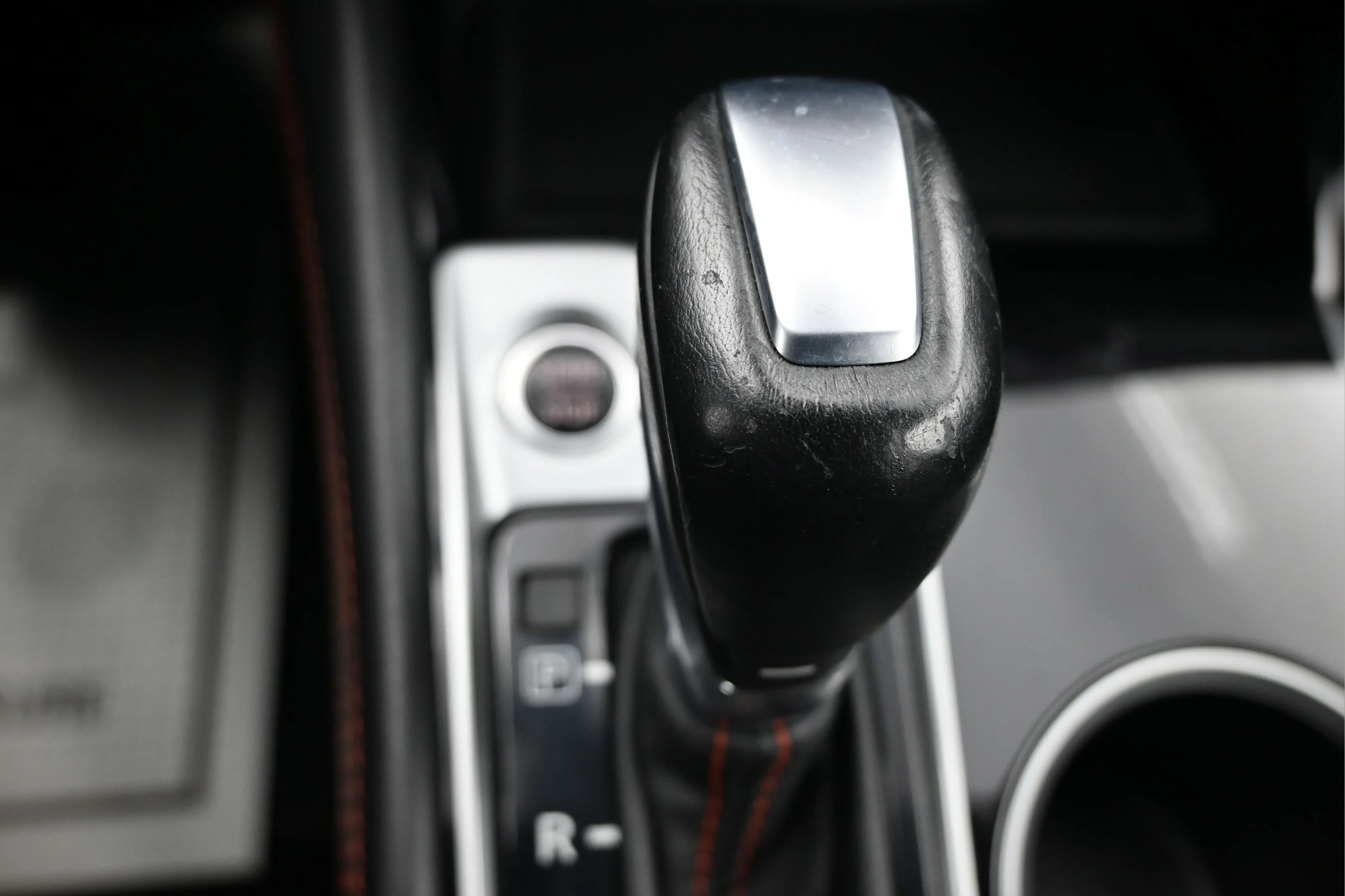 Used 2023 Scarlet Ember Tintcoat Nissan 2.5 SR image 9