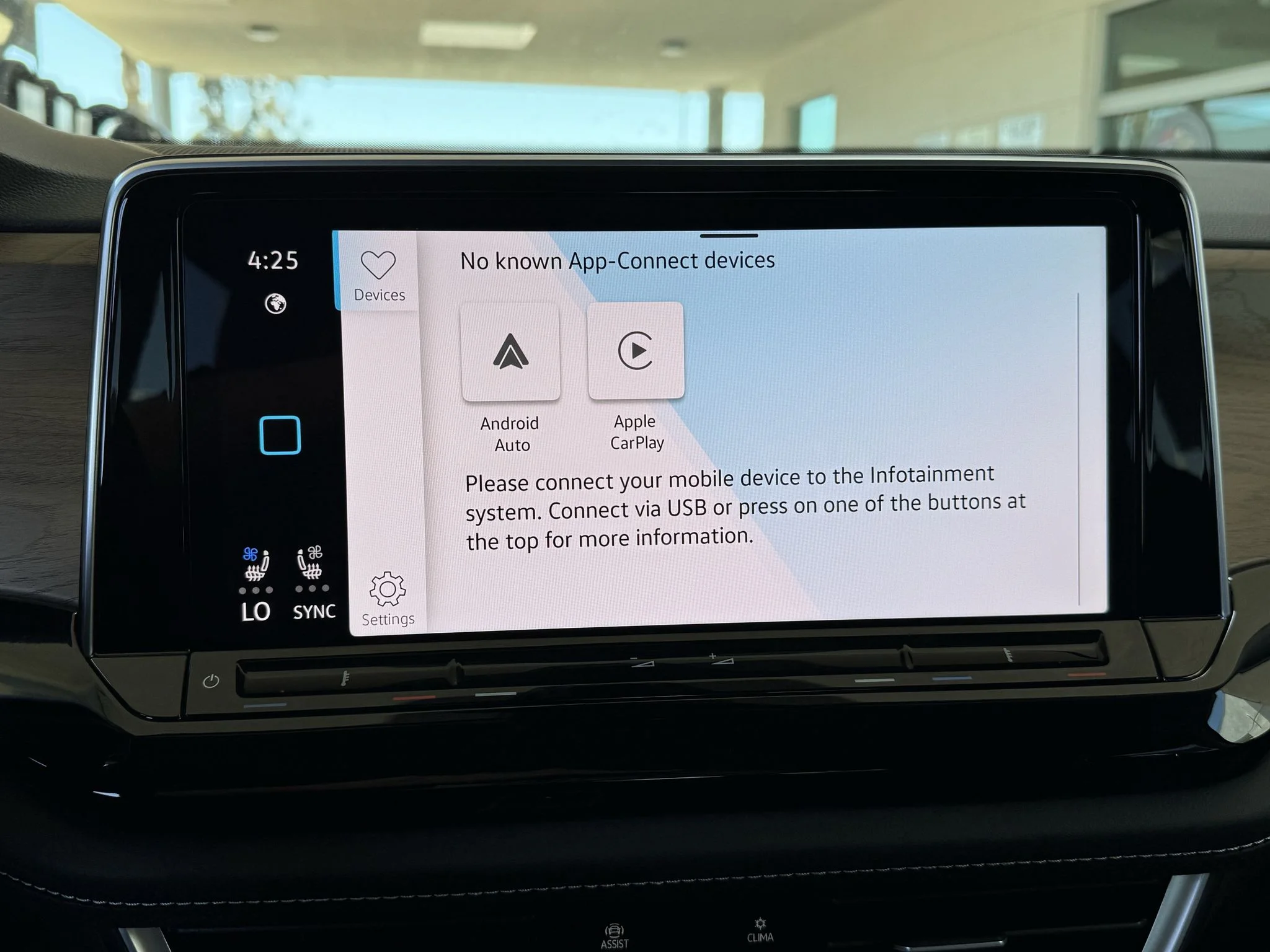 New 2026 Deep Black Pearl Volkswagen 2.0T SE w/Technology image 23