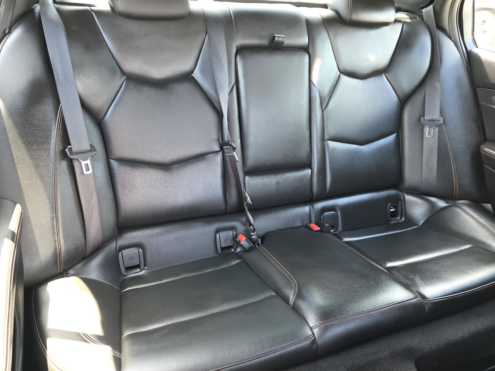 Used 2021 SUMMIT WHITE Cadillac Sport image 23