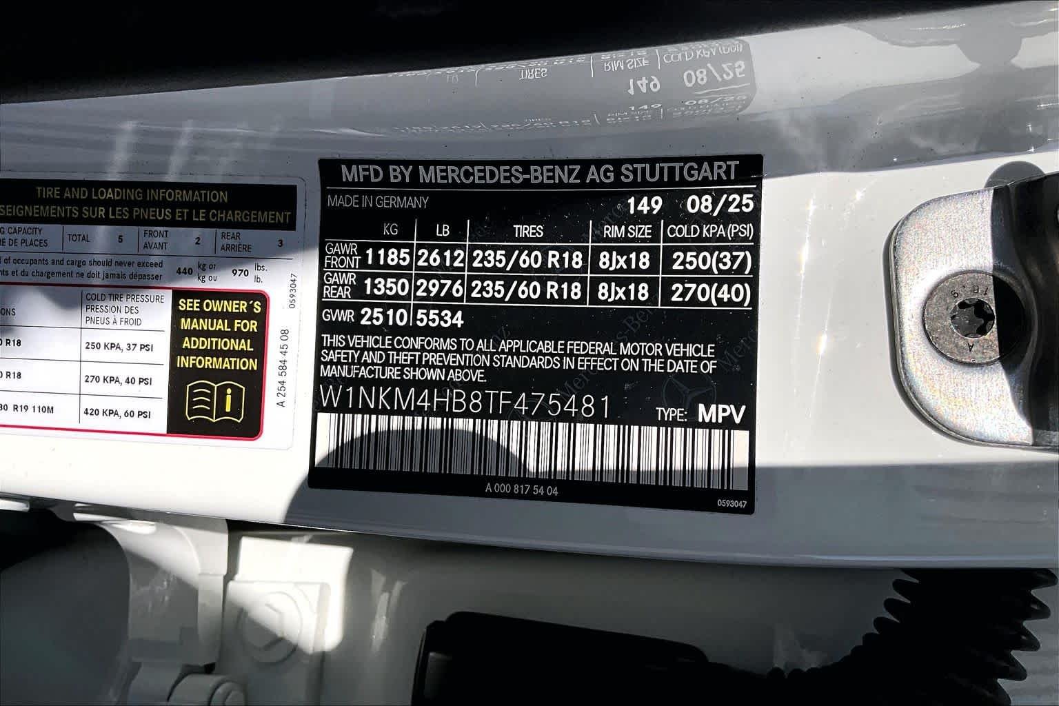 New 2026 Polar White Mercedes-Benz GLC 300 image 33