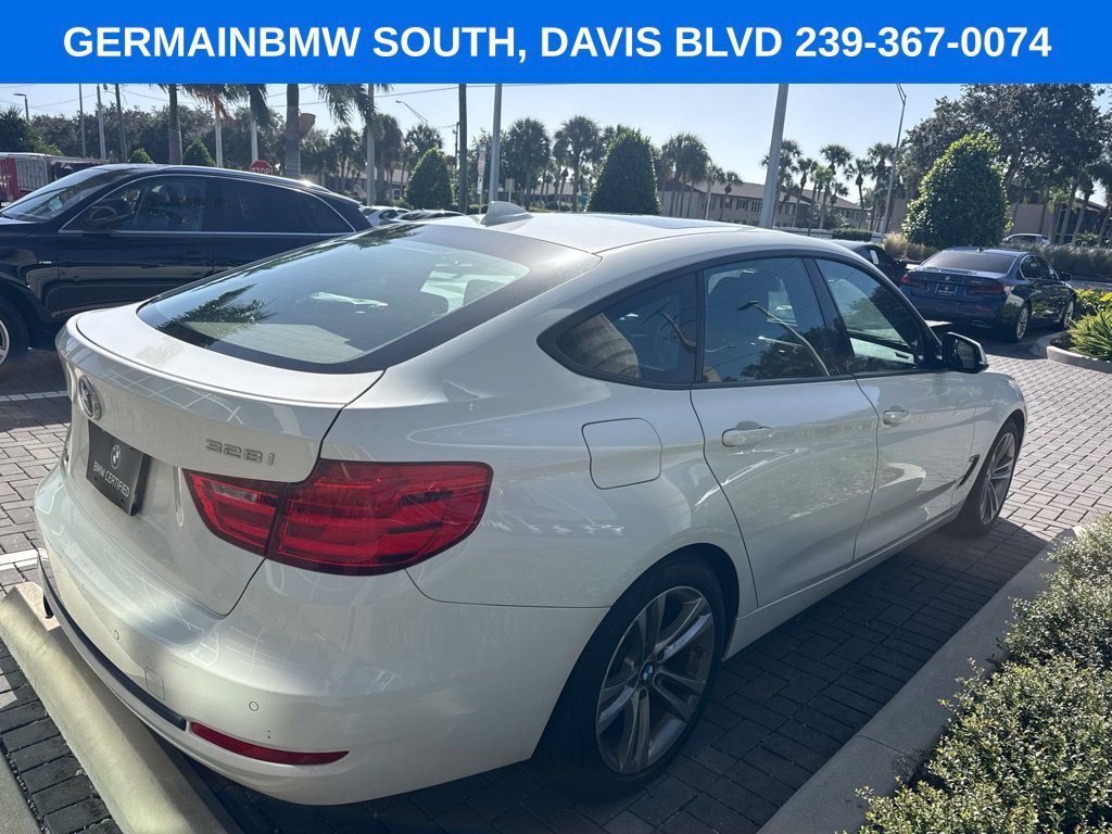 Used 2016 Alpine White BMW 328i xDrive Gran Turismo image 10