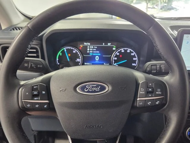 Used 2023 Black Ford Lariat image 24