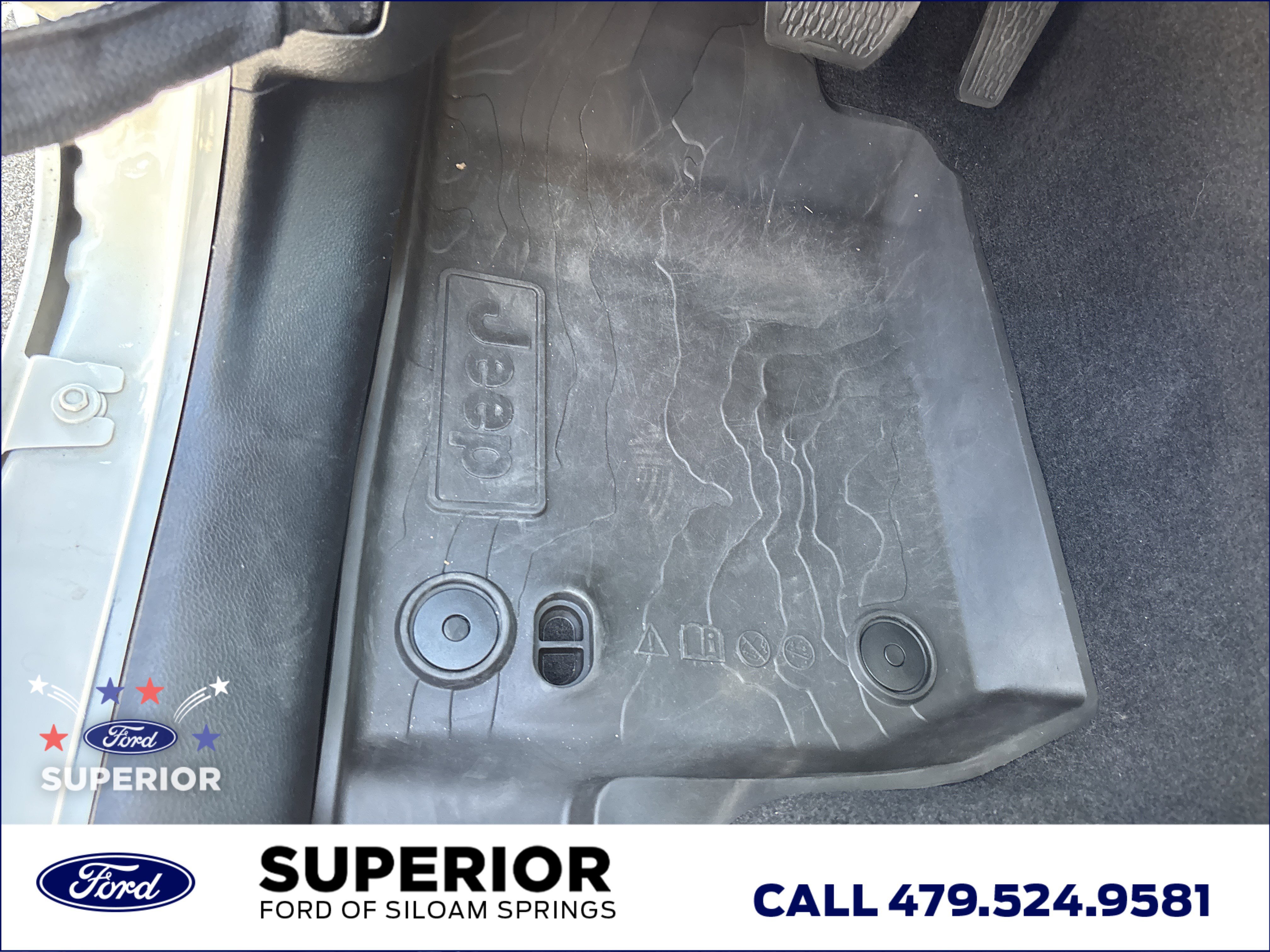 Used 2022 Bright White Clearcoat Jeep Rubicon image 22