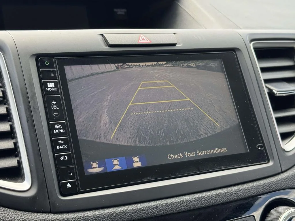 Used 2016  Honda EX image 18