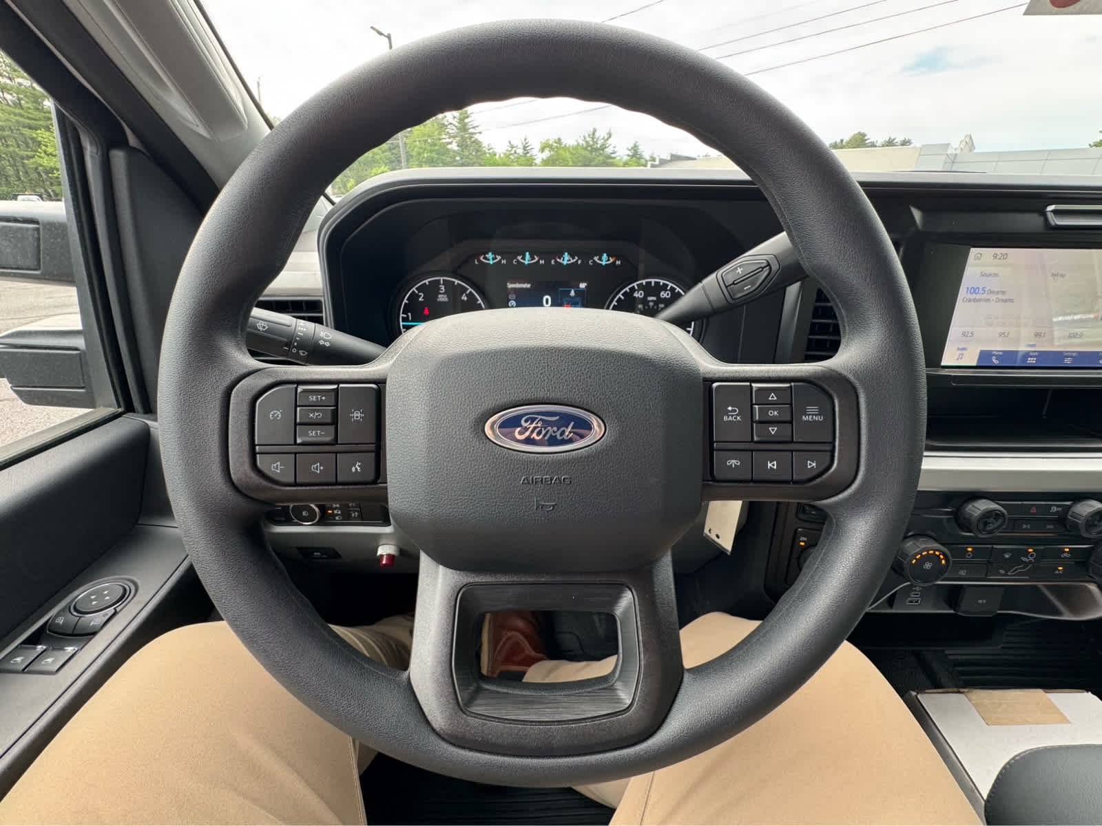 New 2026 Oxford White Ford XL image 16