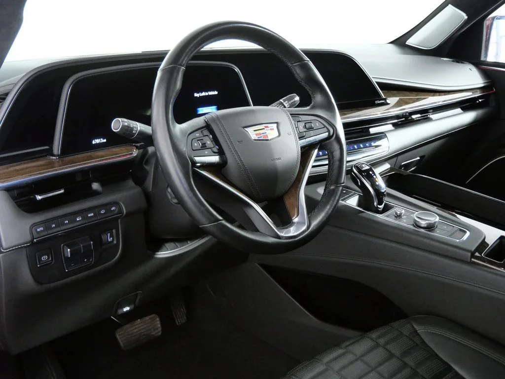 Used 2021 Red Cadillac Sport Platinum image 18