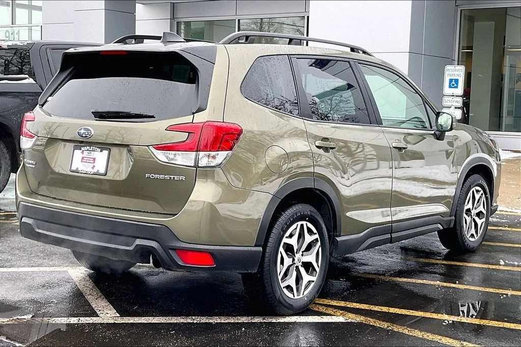 2024 Subaru Forester Premium - Photo 15