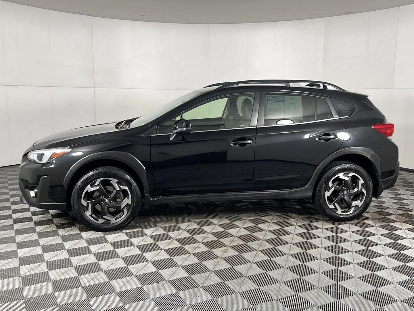 Used 2023 Crystal Black Silica Subaru Limited image 13