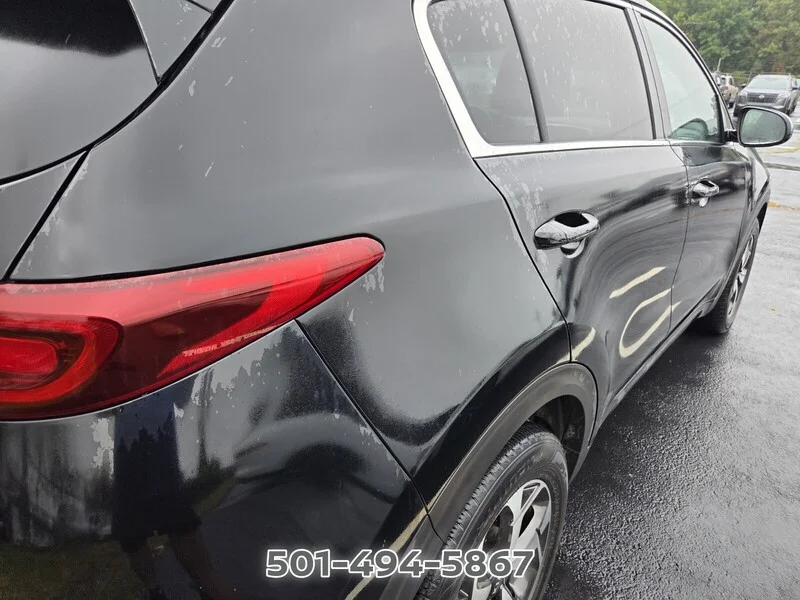 Used 2020 Black Cherry Pearl KIA LX image 10