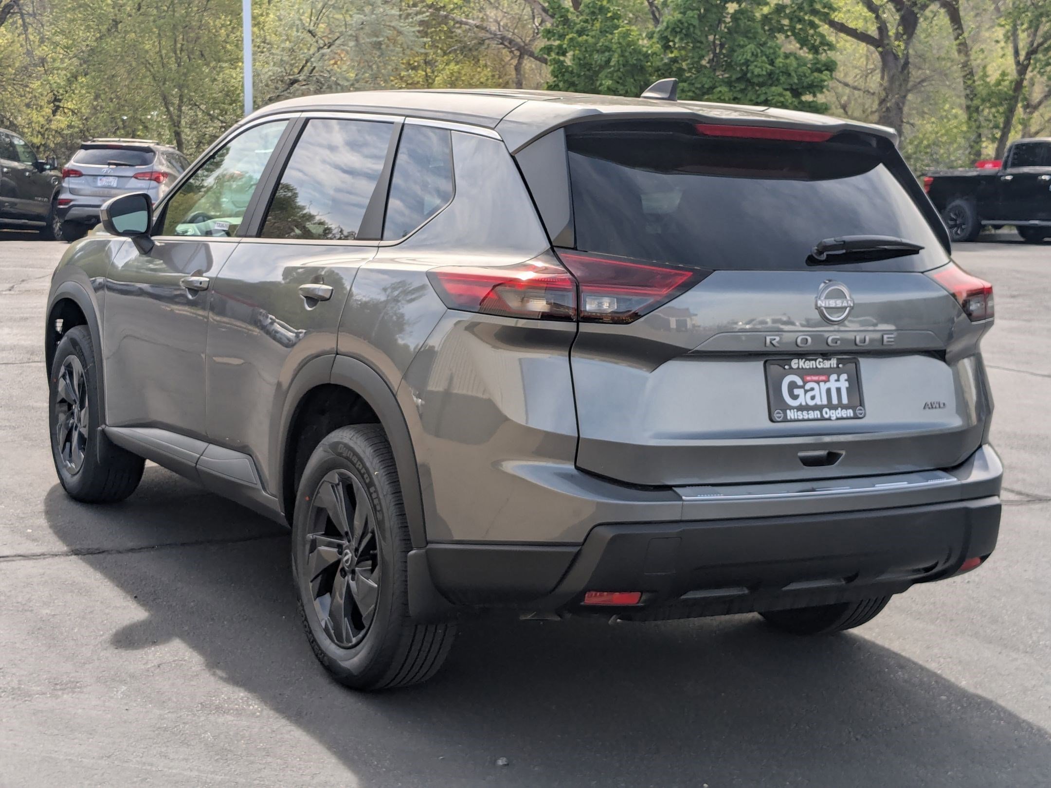 New 2026 Gun Metallic Nissan SV image 5