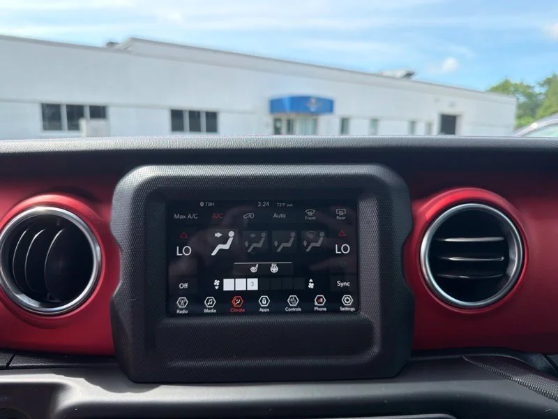 Used 2020 Blue Jeep Unlimited Rubicon image 32