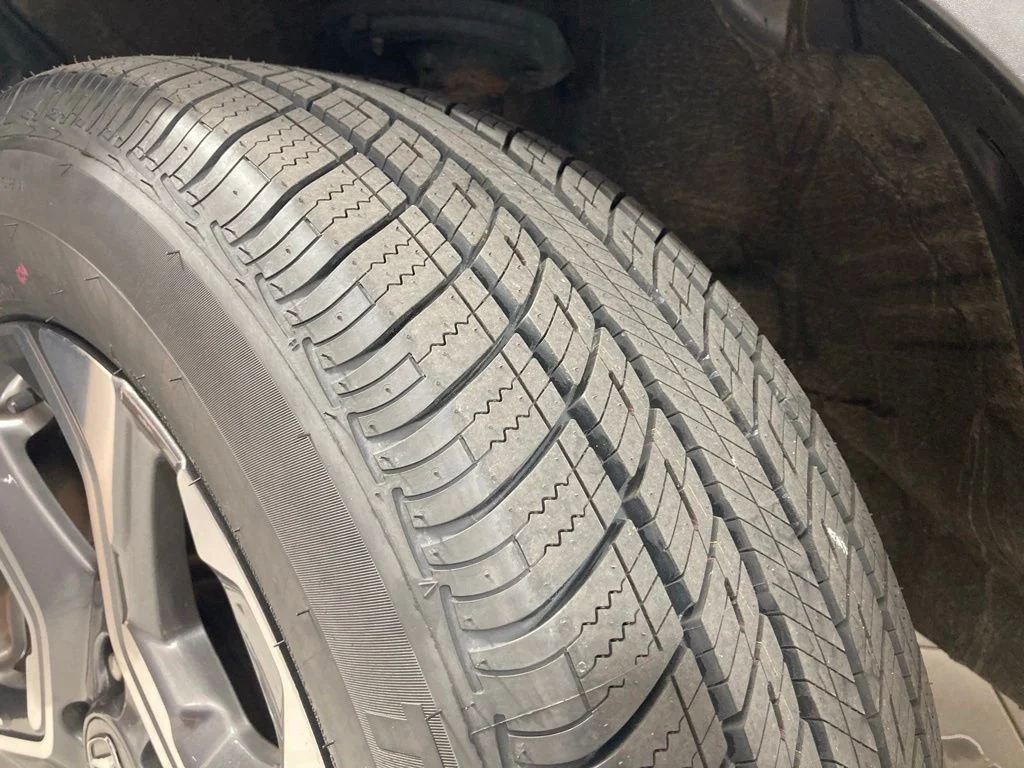 Used 2019 Gray Honda EX-L image 25