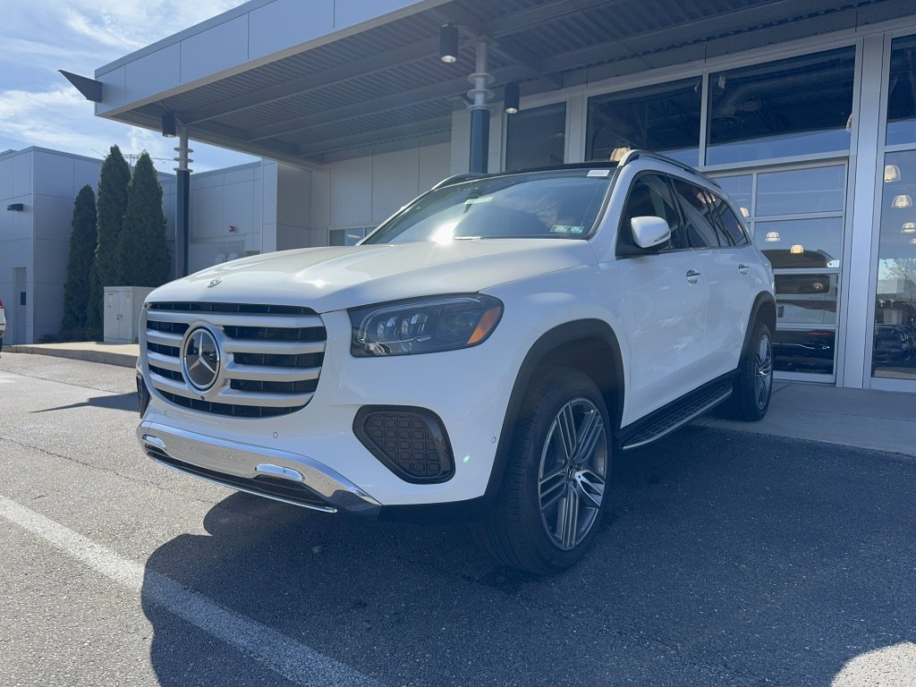 New 2026 Polar White Mercedes-Benz GLS 450 image 1