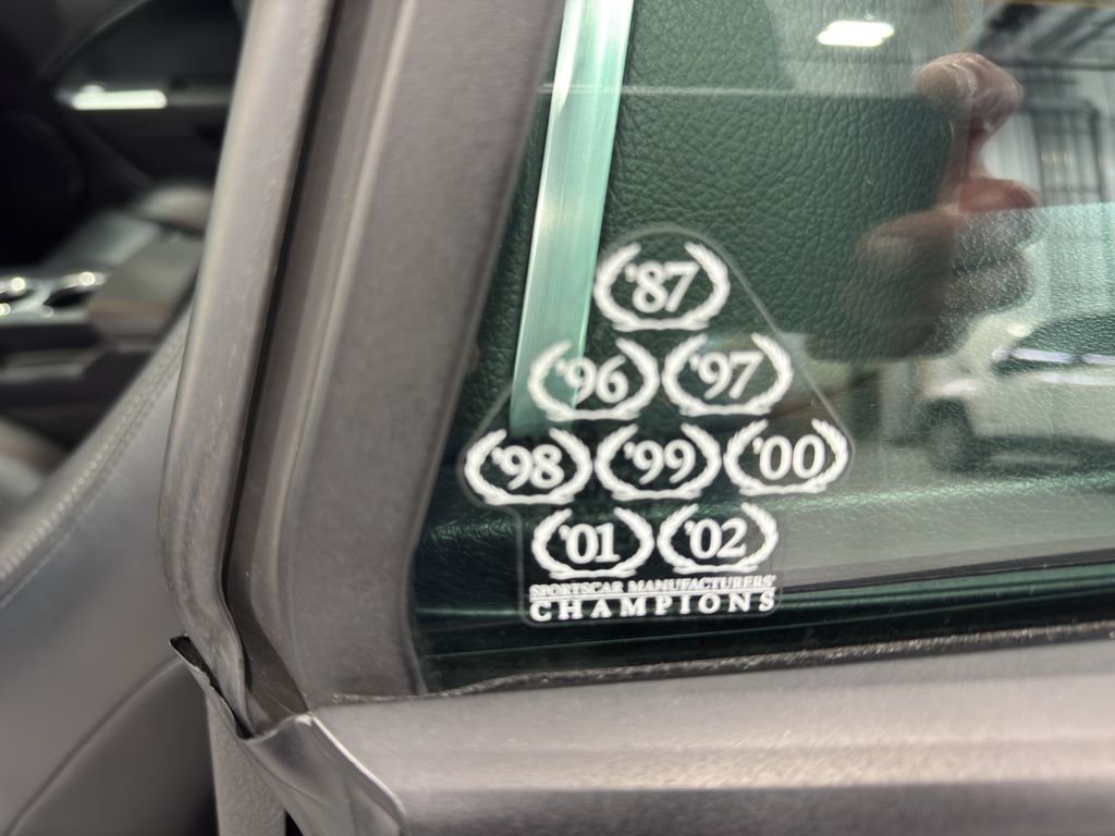 Used 2006 Black Clearcoat Ford GT Premium image 23