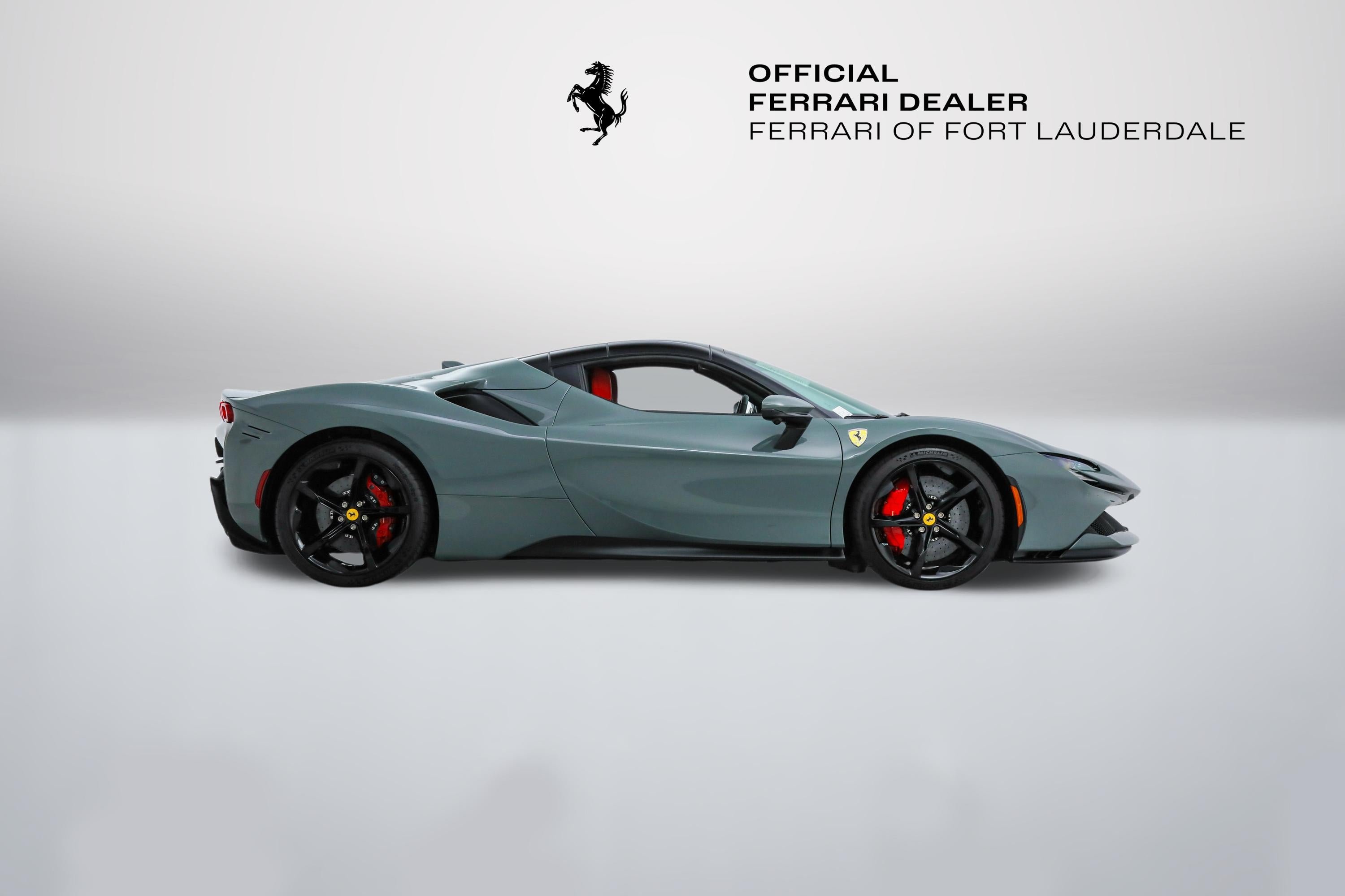 Certified Used 2025 Grigio Medio Ferrari  image 8