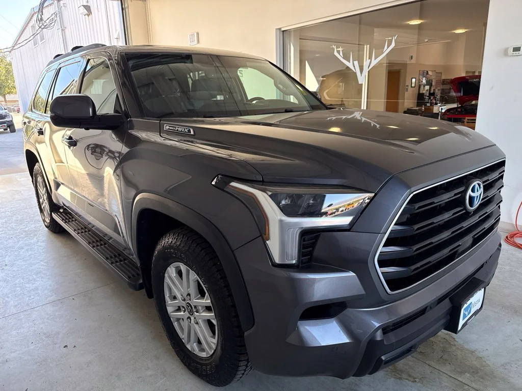 2023 Toyota Sequoia SR5