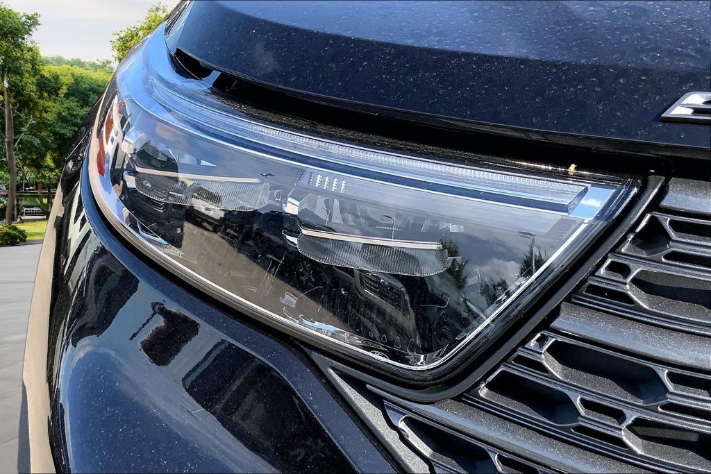 Used 2023 Black Ford XLT image 30