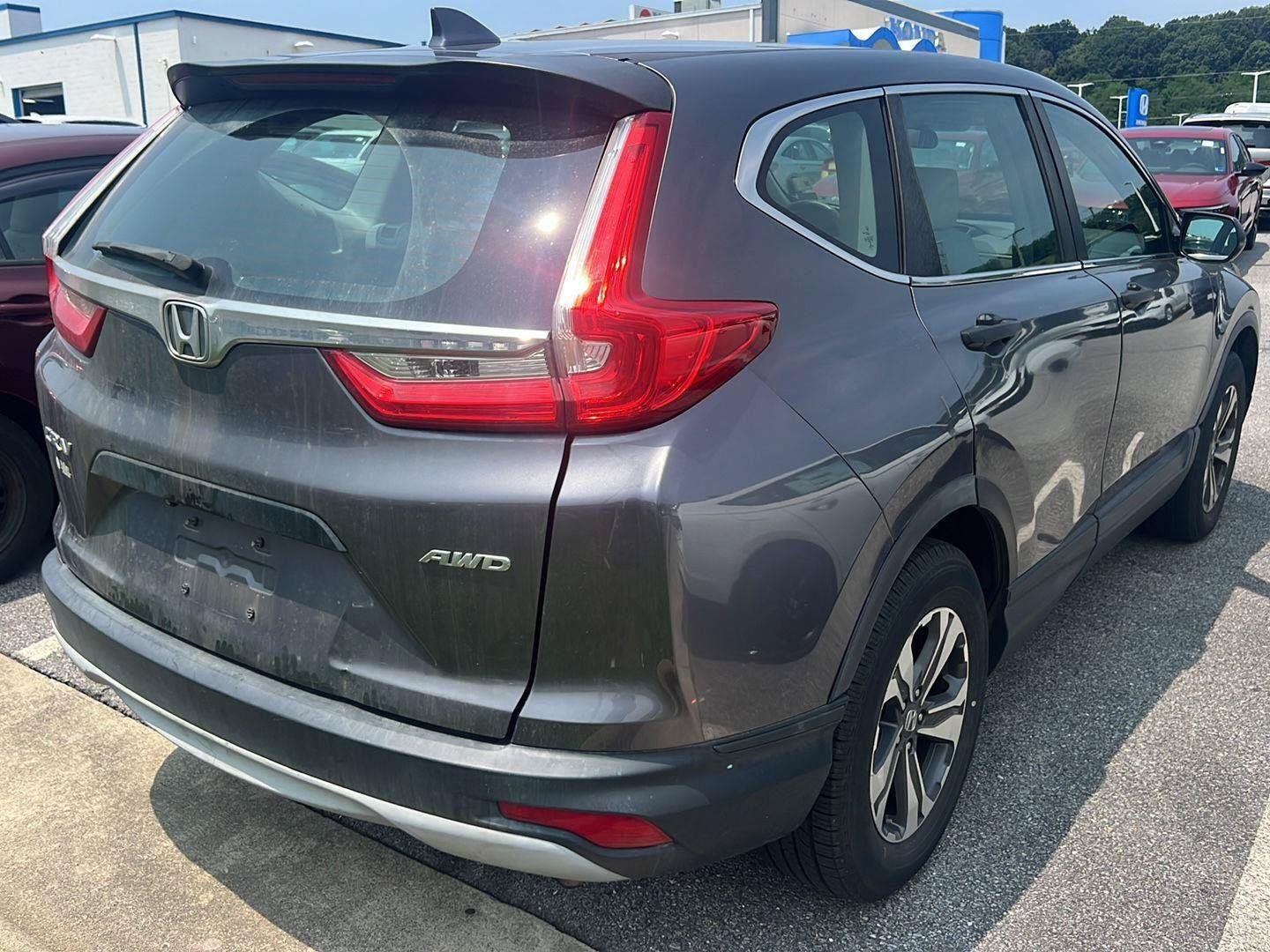 Used 2017 Lunar Silver Metallic Honda LX image 4