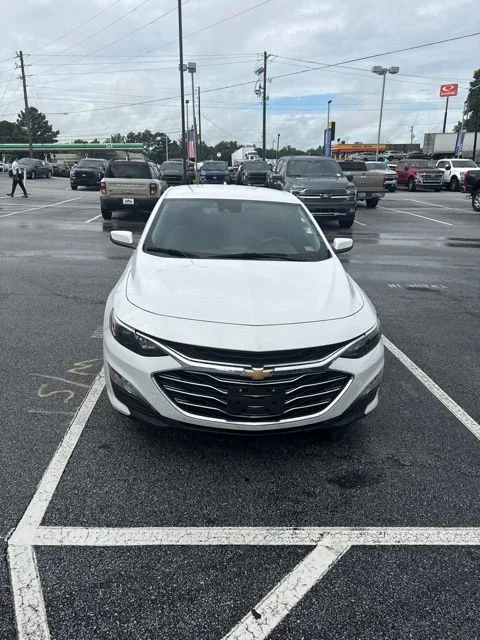 Used 2024 White Chevrolet LT image 2