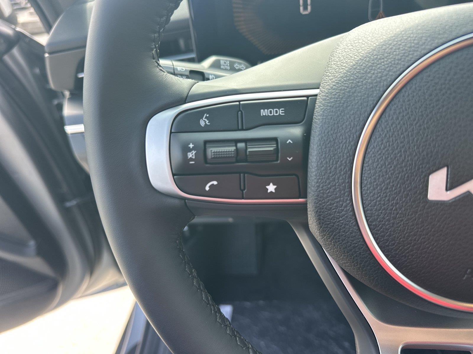 New 2026 Steel Matte Gray Kia GT-Line image 9
