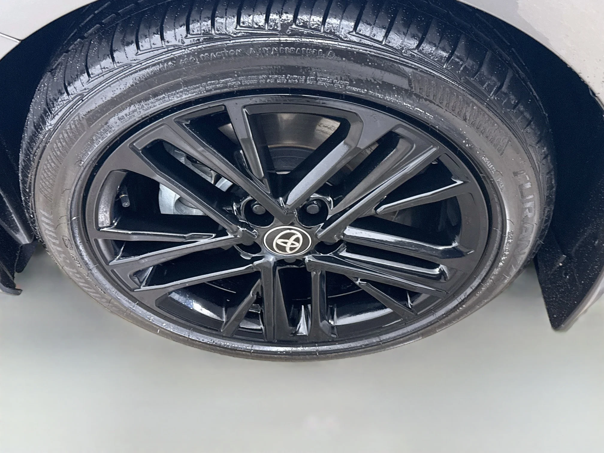 Certified Used 2024 Ice Cap Toyota LE image 31