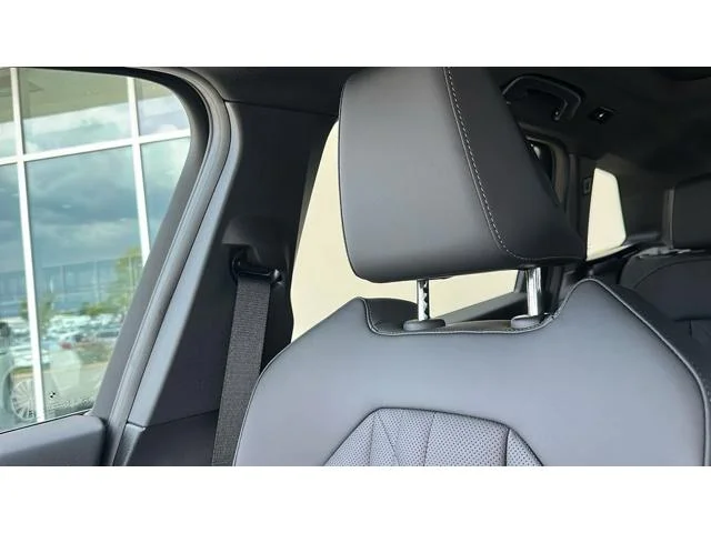 2026 BMW X3 30 - Photo 20