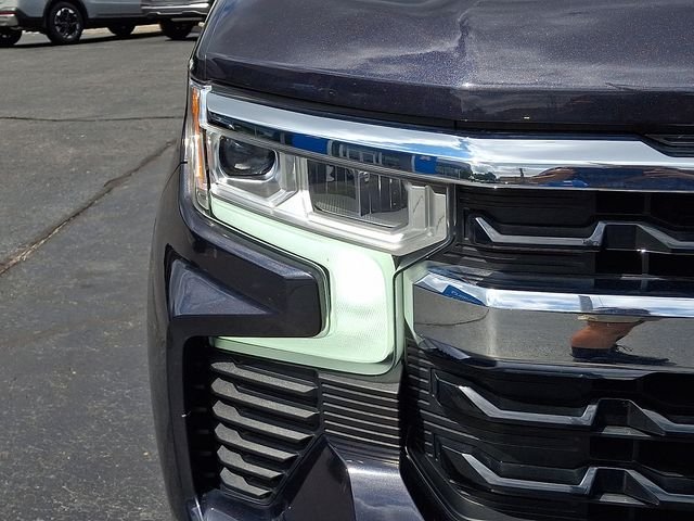 Used 2022 Gray Chevrolet LT image 10