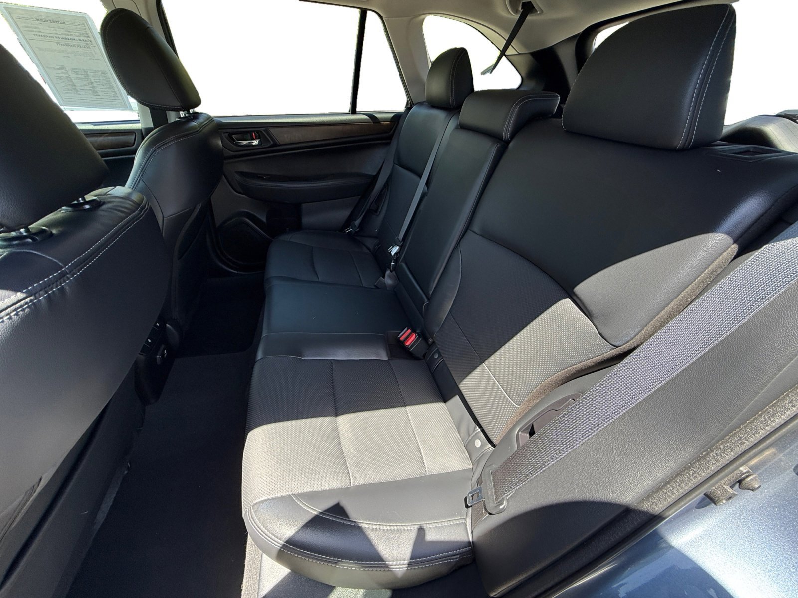 Used 2016 Twilight Blue Metallic Subaru 3.6R image 16