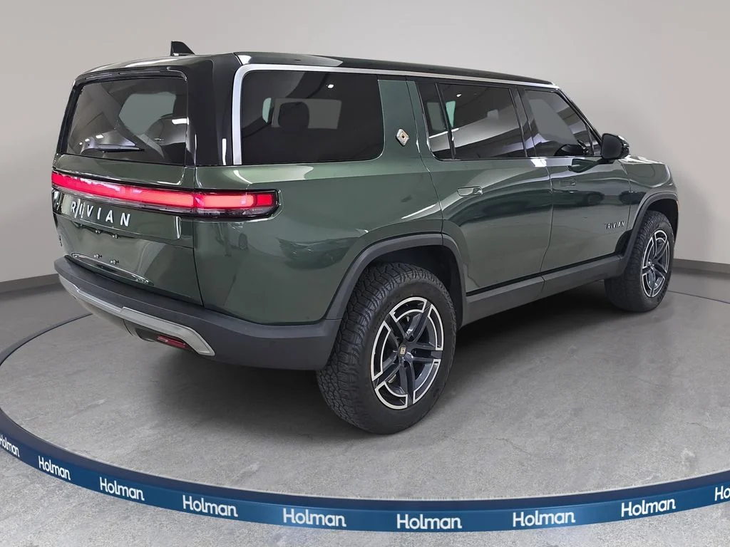 Used 2026  Rivian  image 7