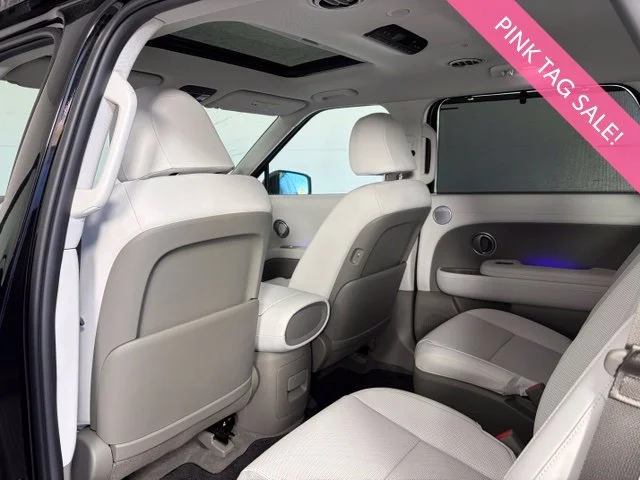 Used 2026 Black Hyundai SEL Premium image 40