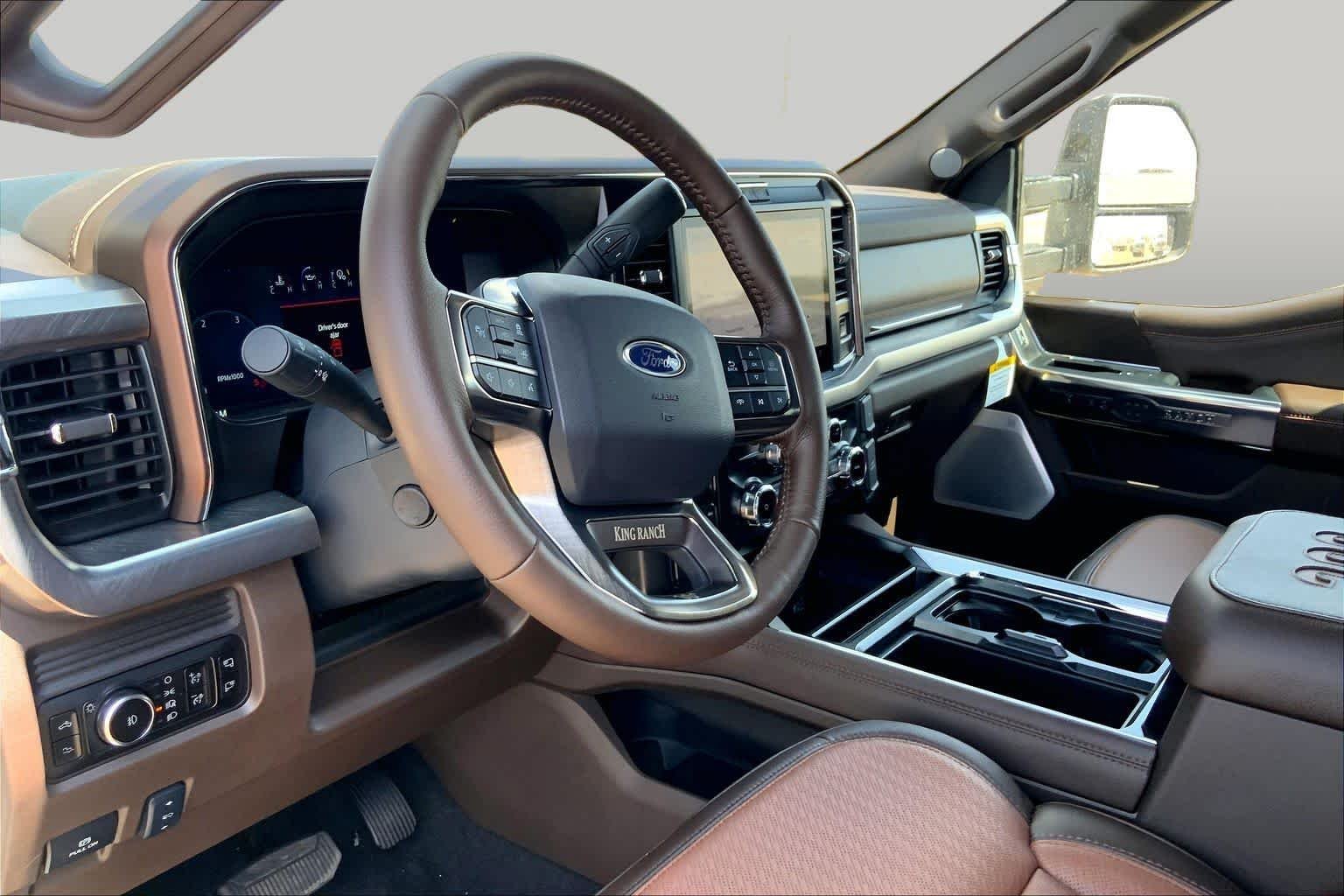 New 2026 Star White Metallic Tri-Coat Ford F-350® King Ranch® image 8