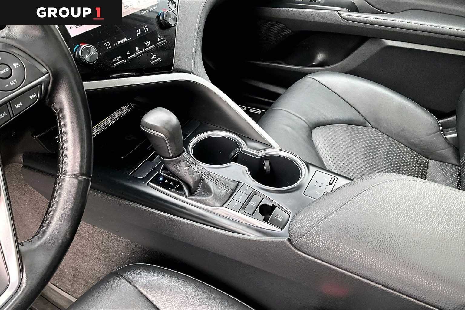 Used 2019 Celestial Silver/Midnight Black Metallic Toyota XSE V6 image 17