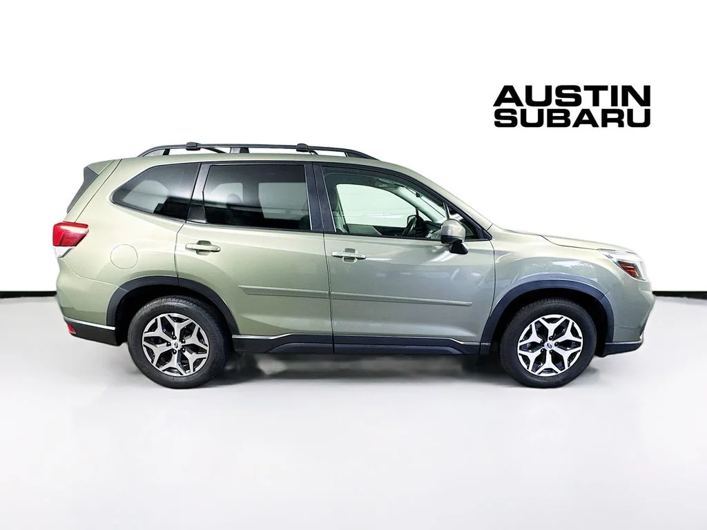 Used 2019 Green Subaru Premium image 8