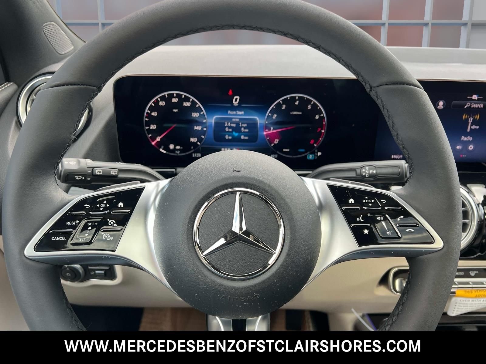 New 2026 Mountain Grey Metallic Mercedes-Benz GLA 250 image 25