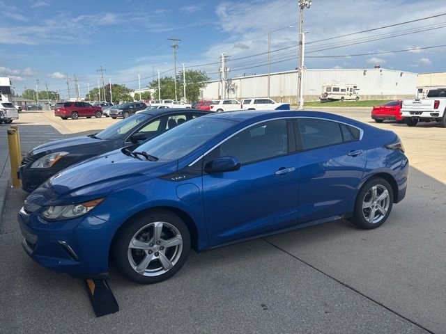 2017 Chevrolet Volt LT's photo