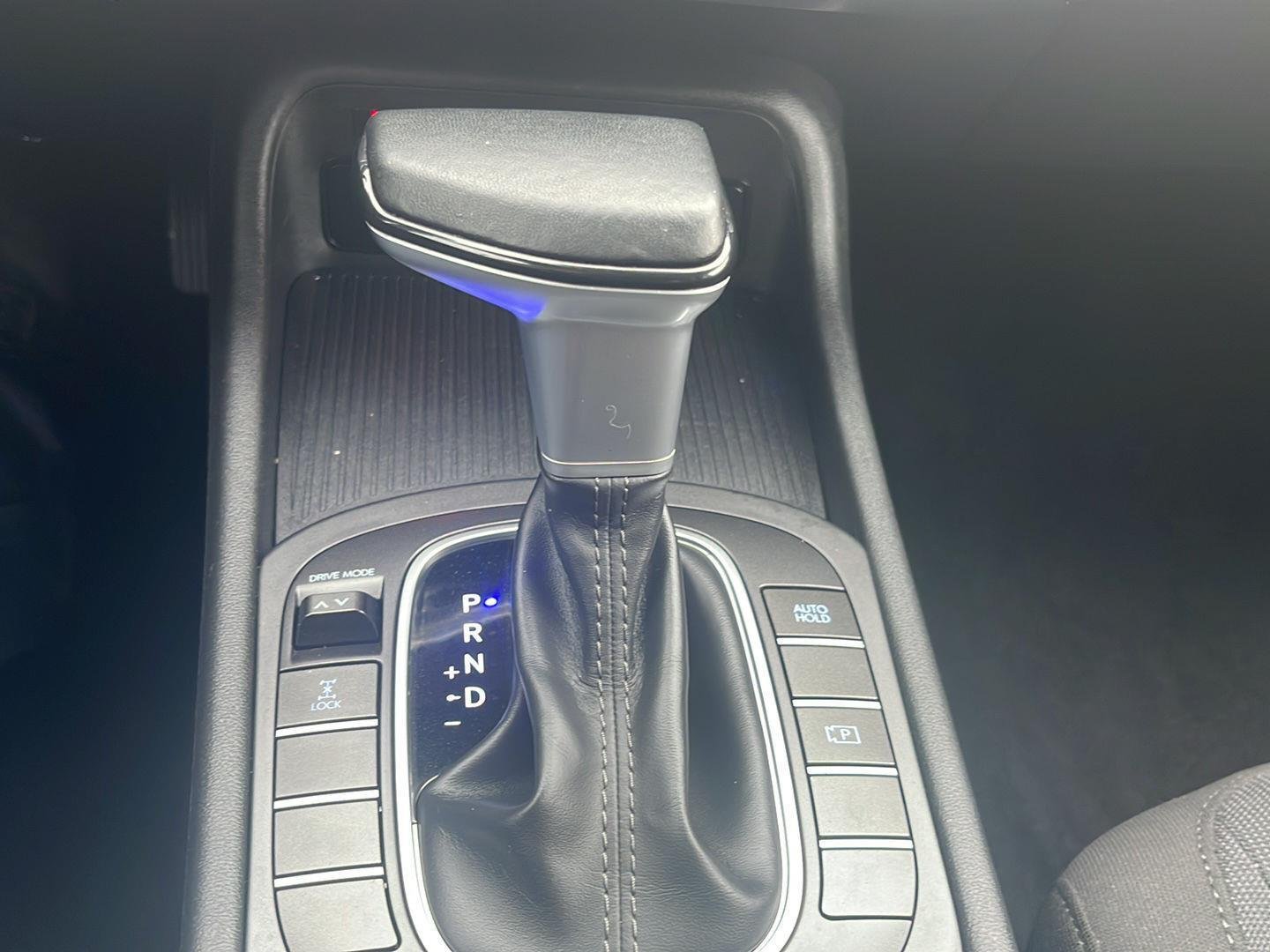 2025 Hyundai Kona SEL - Photo 34