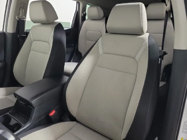 Used 2025 White Honda LX image 20