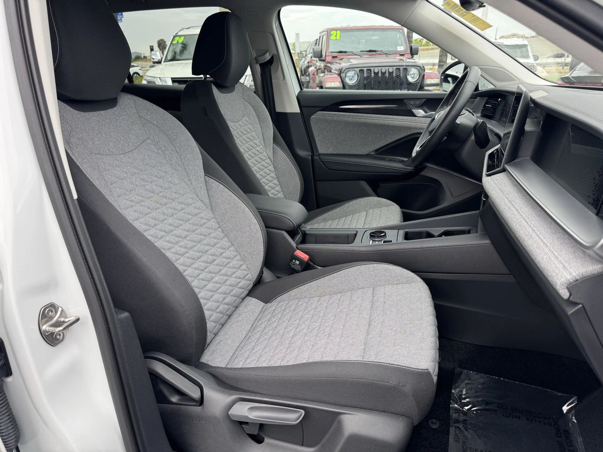 Certified Used 2025 Pure White Volkswagen S image 32