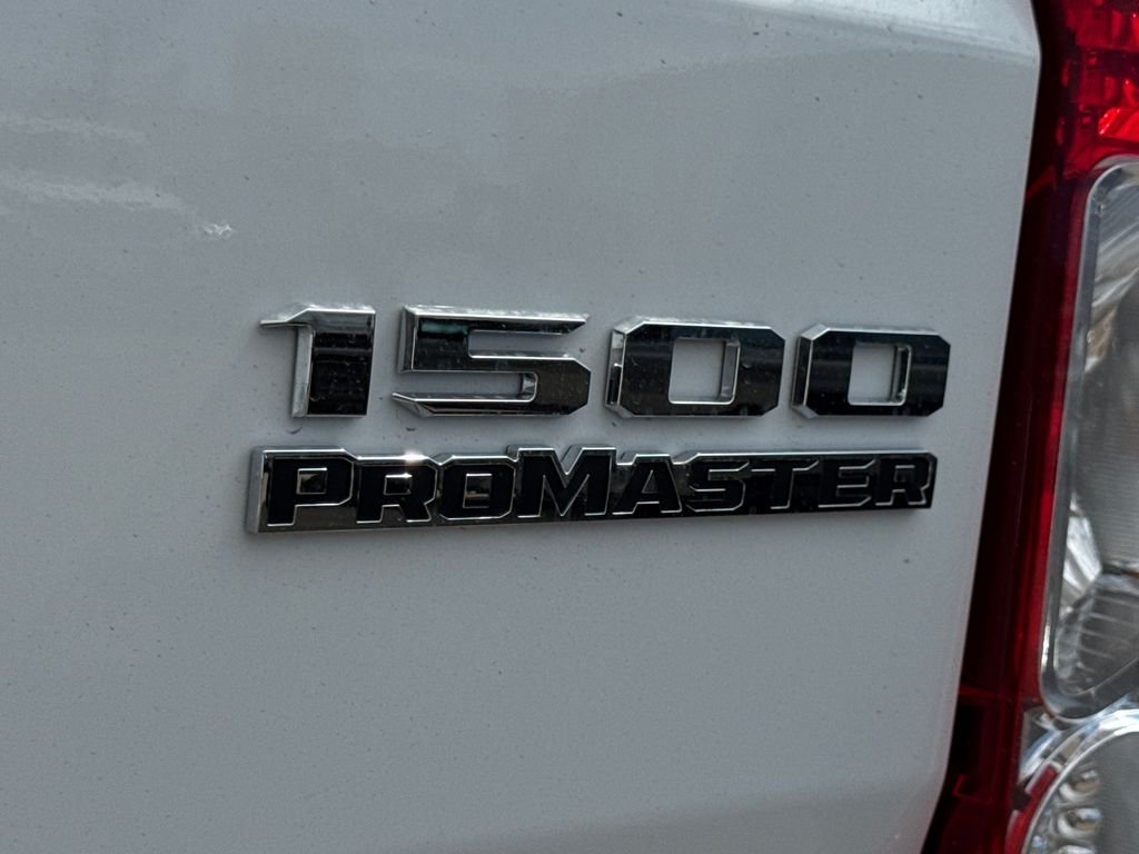 New 2027 Bright White Clearcoat RAM Base image 10