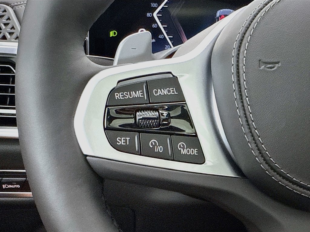 New 2027 Gray Metallic BMW xDrive40i image 11
