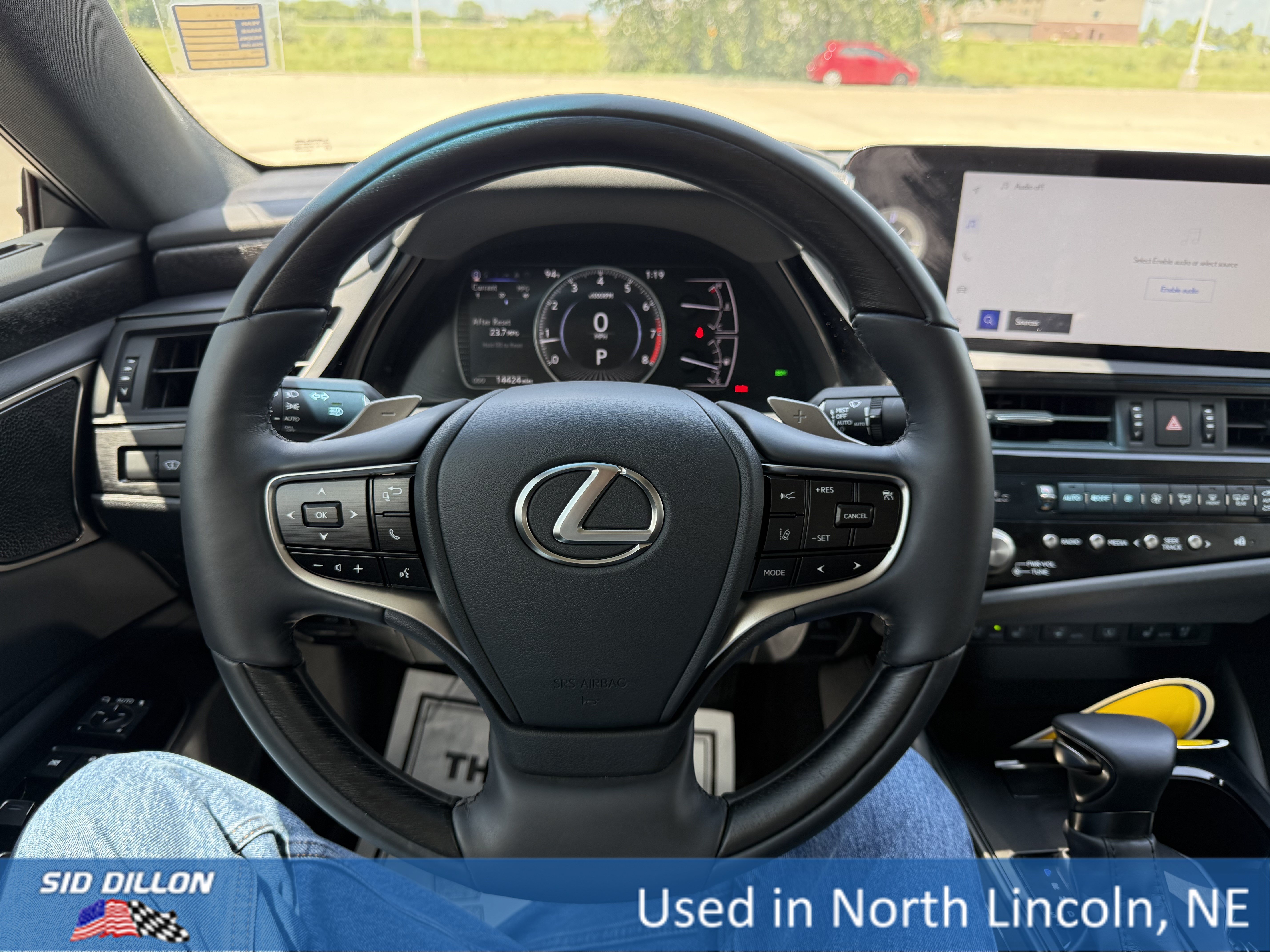 Used 2025 Iridium Lexus ES 350 Ultra Luxury image 12