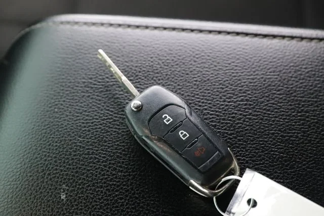 Used 2016 White Ford XLT image 19