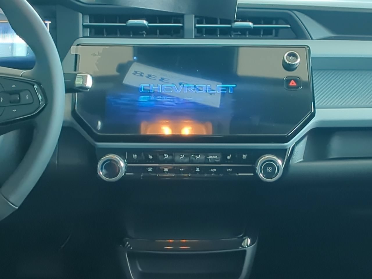2027 Chevrolet Bolt RS - Photo 17