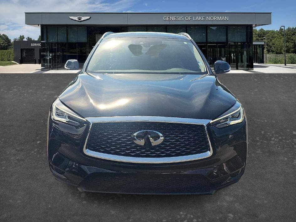 Used 2024 Black Obsidian INFINITI LUXE image 2