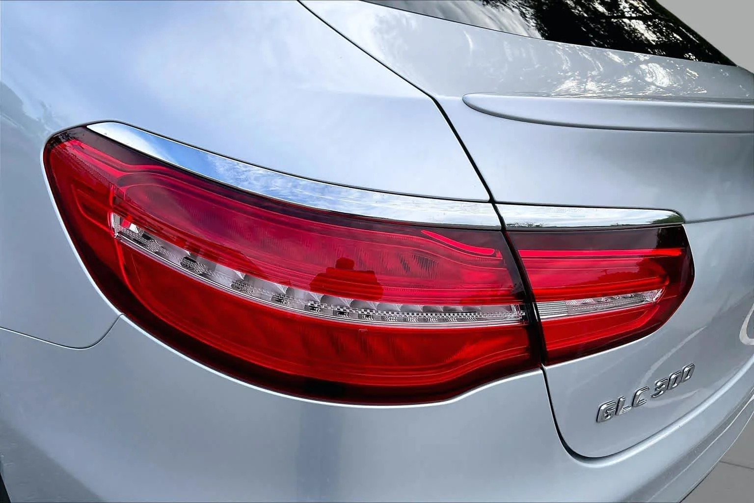 Used 2019 Iridium Silver Metallic Mercedes-Benz GLC 300 image 27