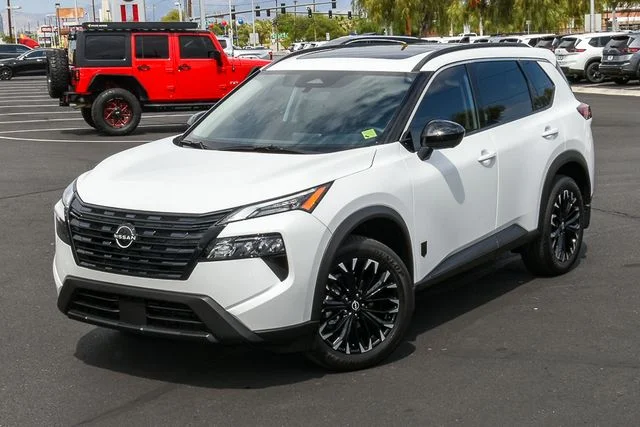 New 2026 Everest White Pearl TriCoat Nissan Dark Armor image 11