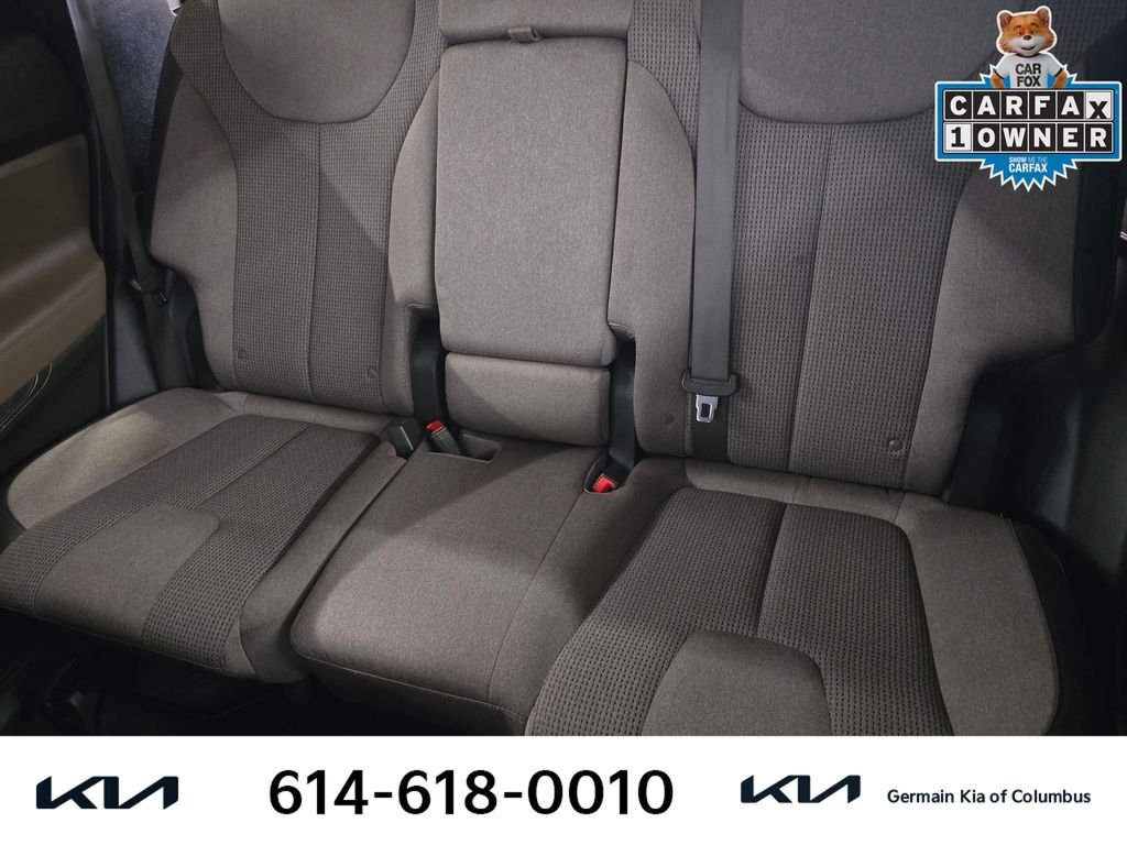 Used 2022 Black Hyundai Blue image 18