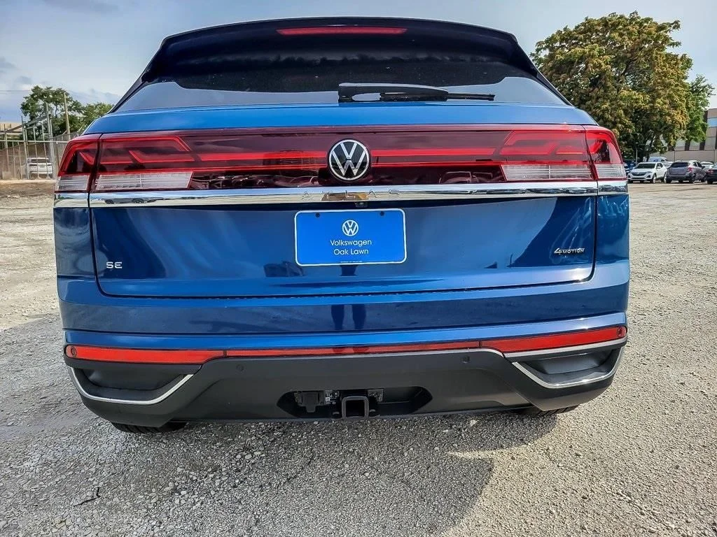 2026 Volkswagen Atlas Cross Sport SE w/Tech - Photo 6