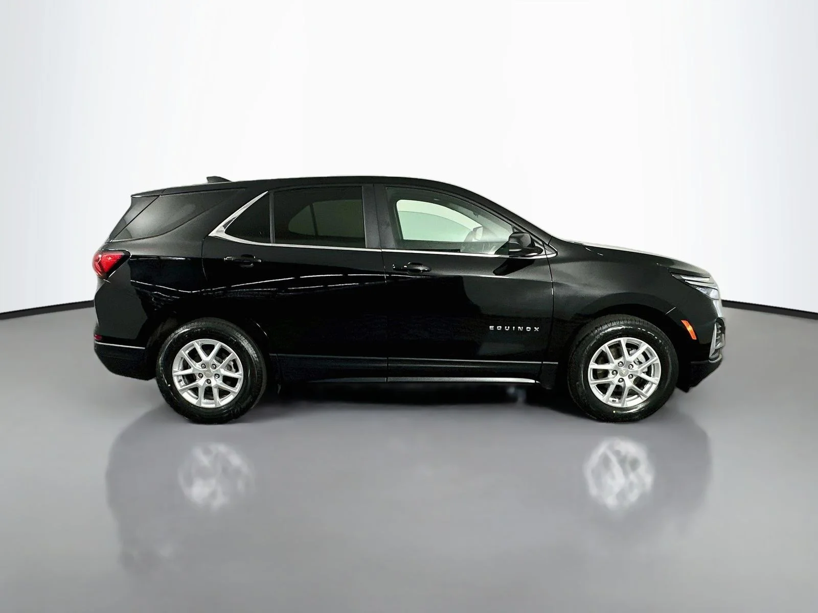 Used 2024 Mosaic Black Metallic Chevrolet LT image 9
