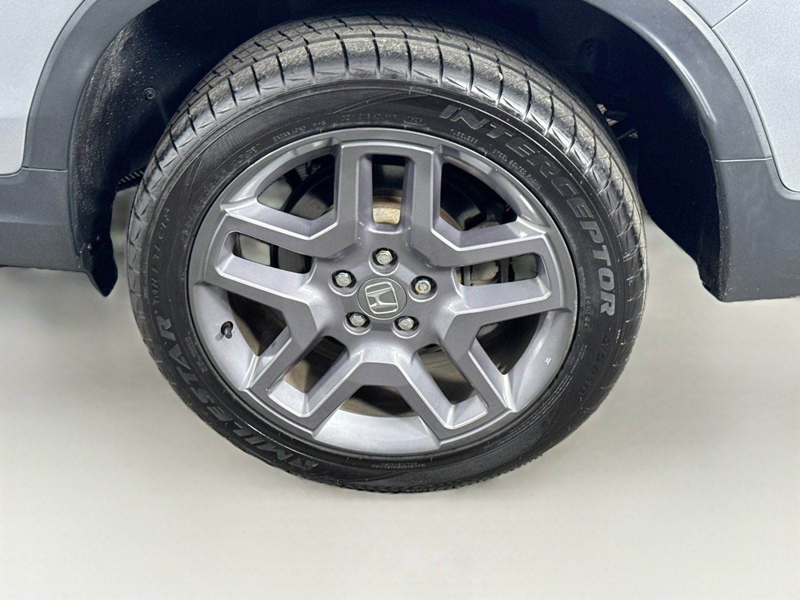 Used 2022 Lunar Silver Metallic Honda EX-L image 9
